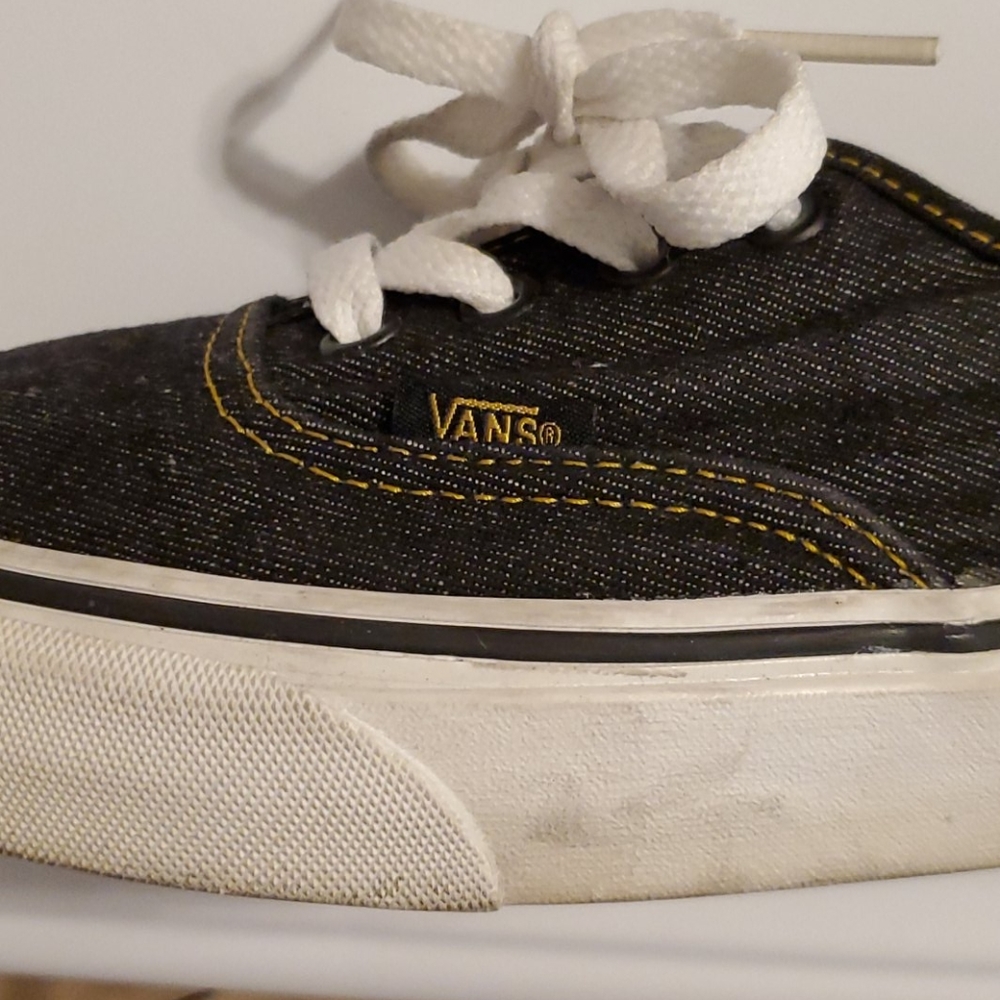 Vans - Picture 8 of 8